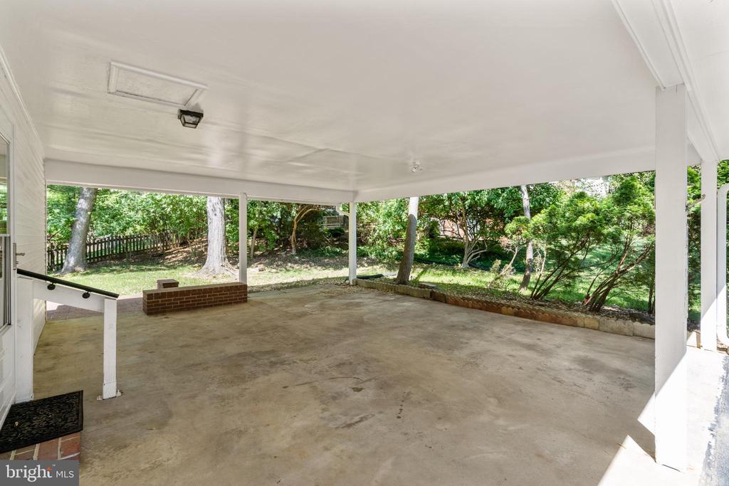 9702 RHAPSODY DRIVE