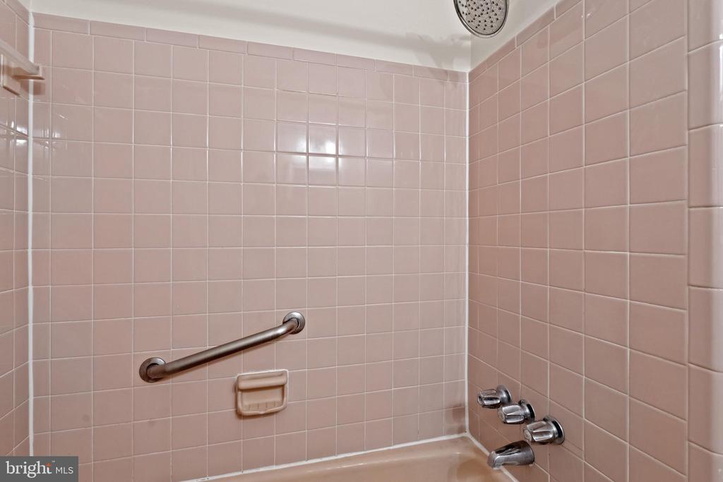 9702 RHAPSODY DRIVE