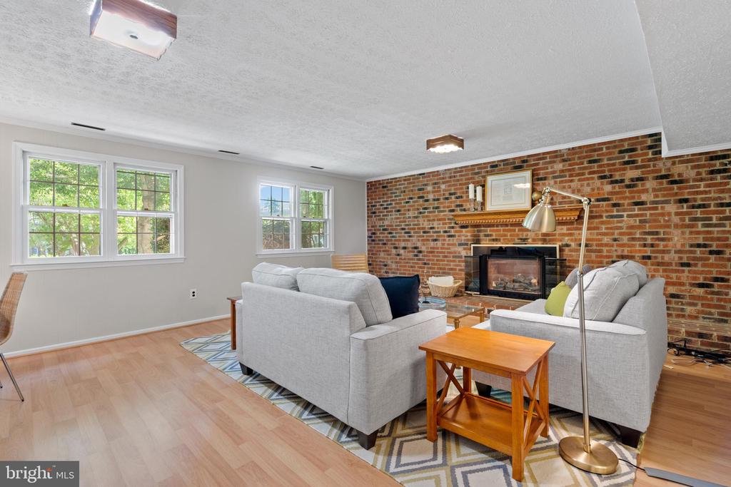 9702 RHAPSODY DRIVE