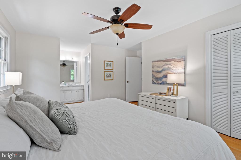 9702 RHAPSODY DRIVE