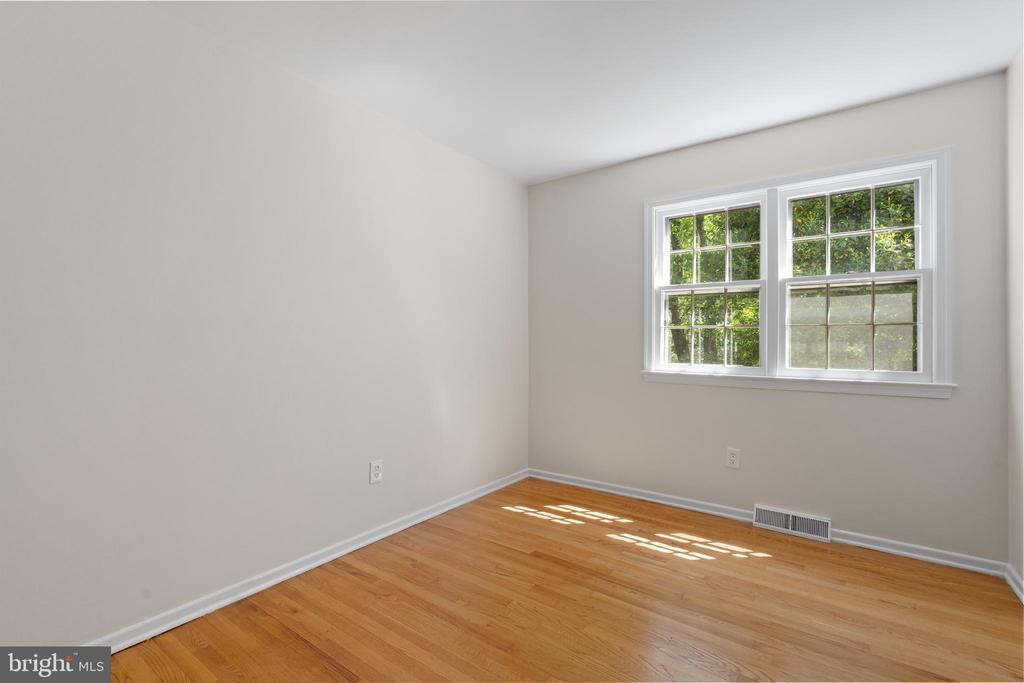 9702 RHAPSODY DRIVE