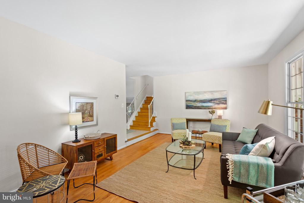 9702 RHAPSODY DRIVE
