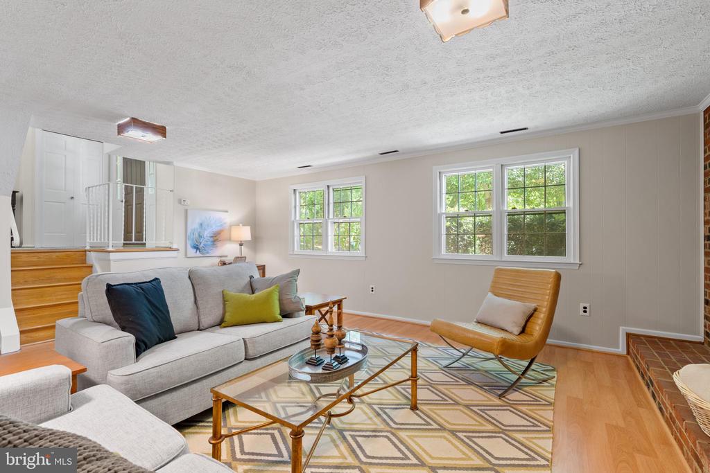 9702 RHAPSODY DRIVE