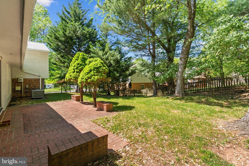 9702 RHAPSODY DRIVE