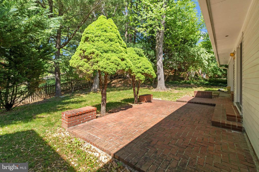 9702 RHAPSODY DRIVE