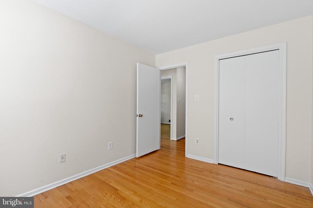 9702 RHAPSODY DRIVE