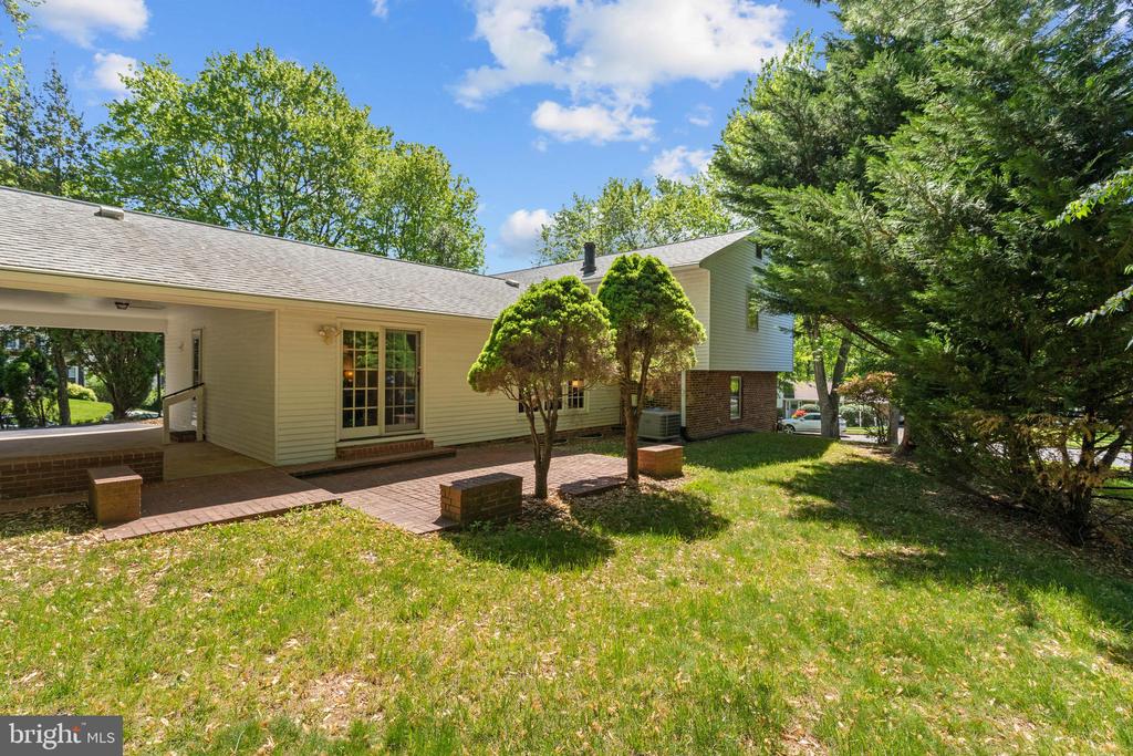 9702 RHAPSODY DRIVE