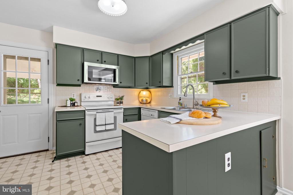 9702 RHAPSODY DRIVE