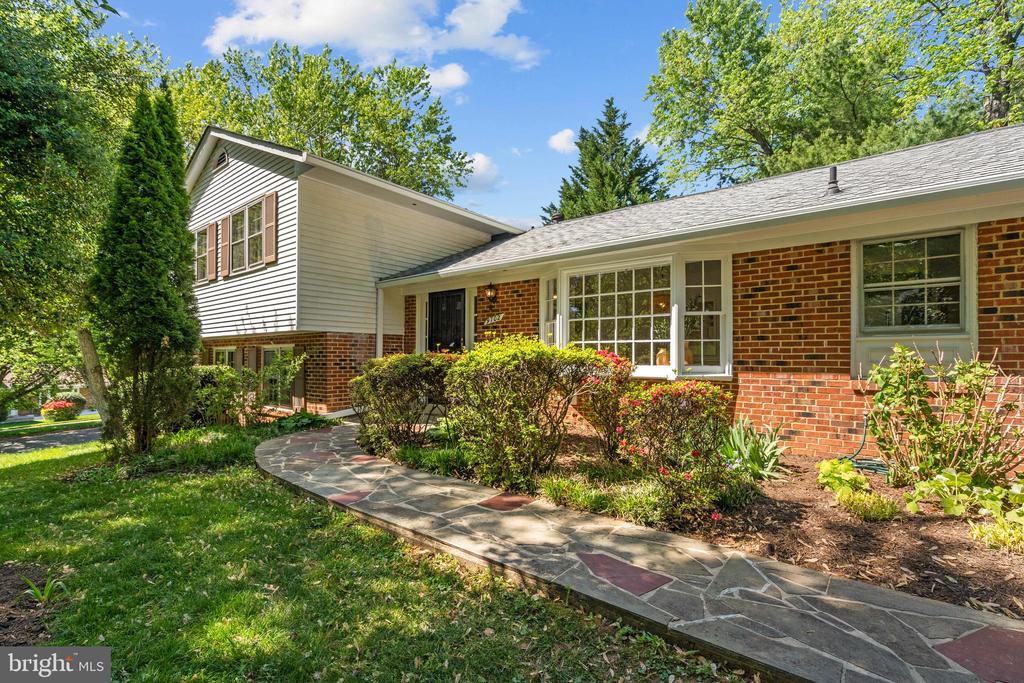9702 RHAPSODY DRIVE