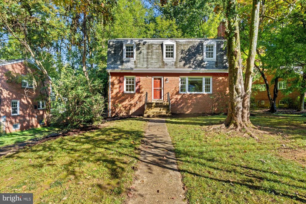 6524 OAKWOOD DRIVE