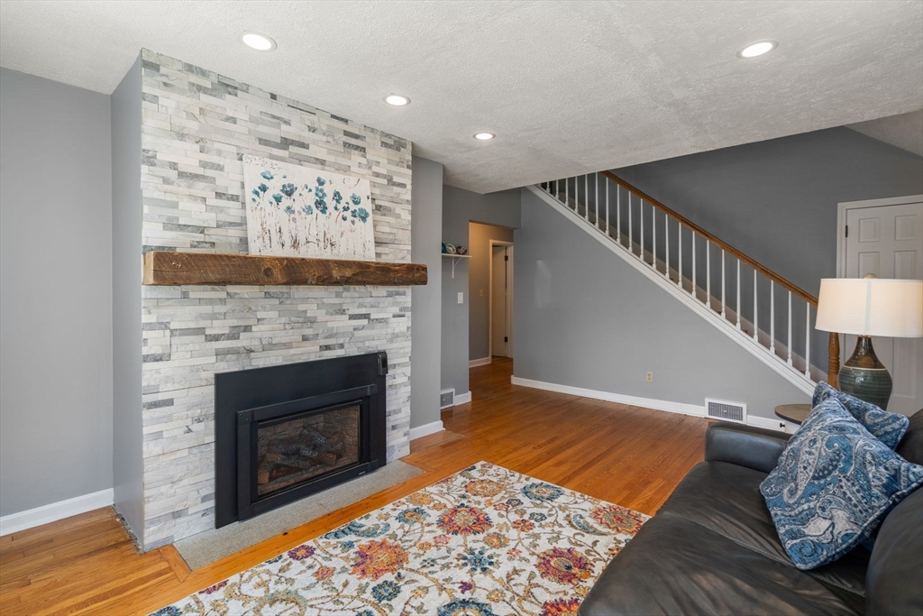 15 Johnson Ave