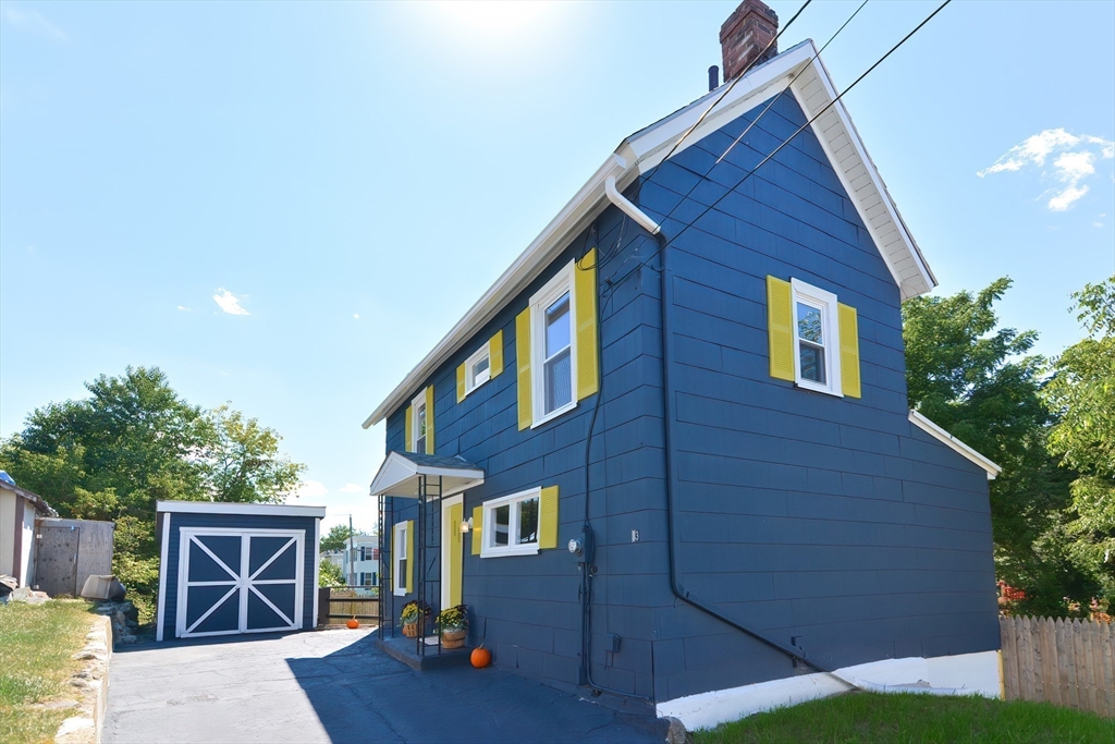 53 Vaughn St