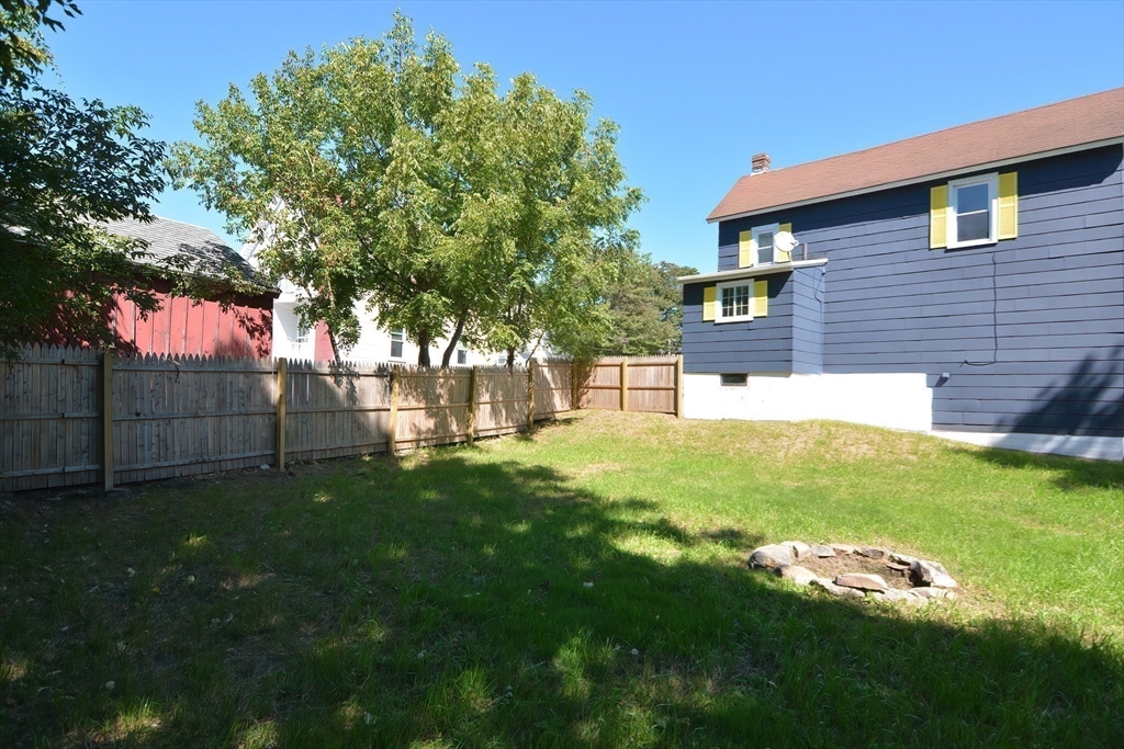 53 Vaughn St