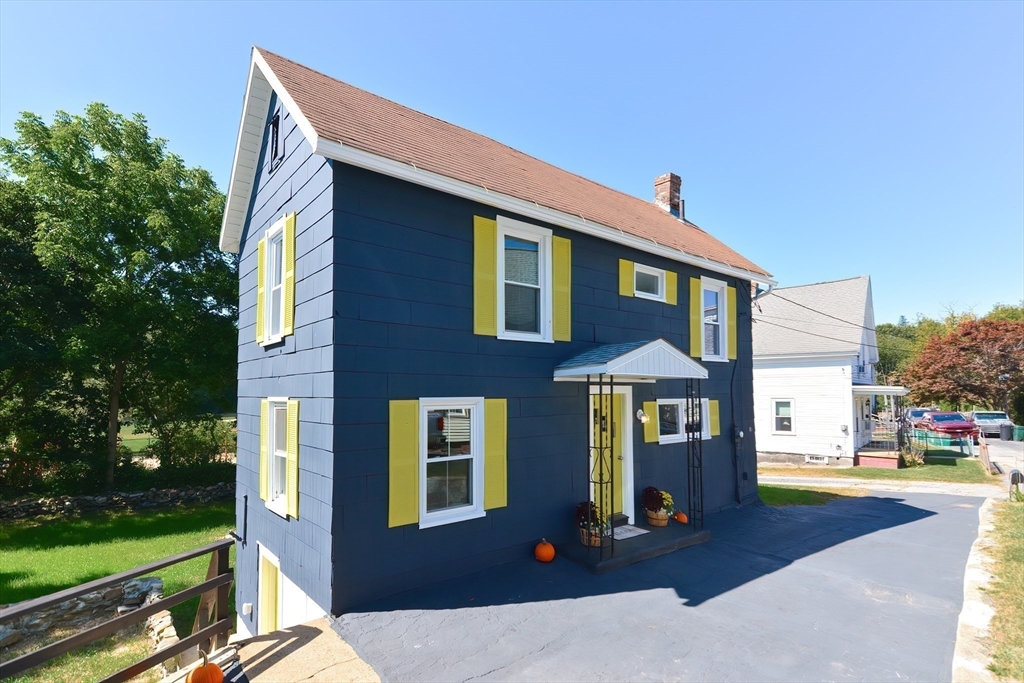 53 Vaughn St