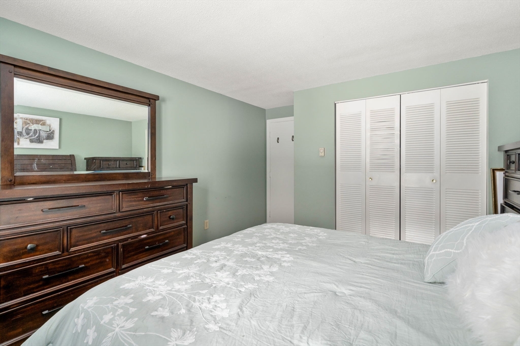 200 Manning St # 6B