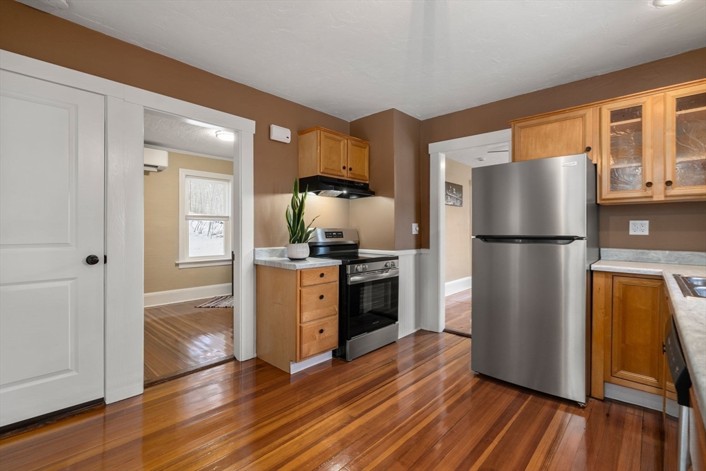 11 Jenkins St