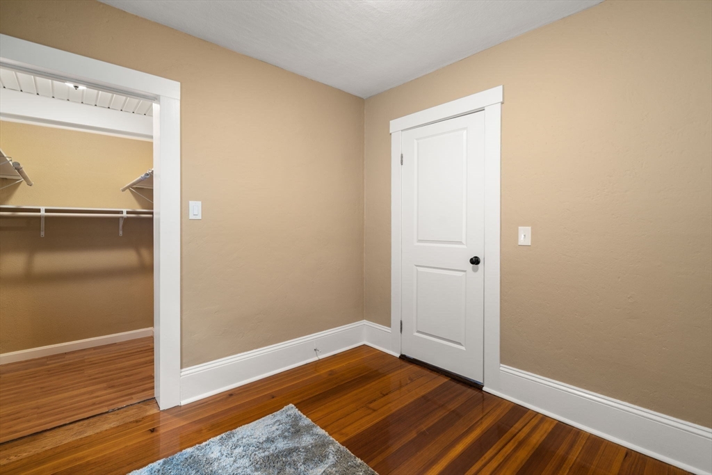 11 Jenkins St
