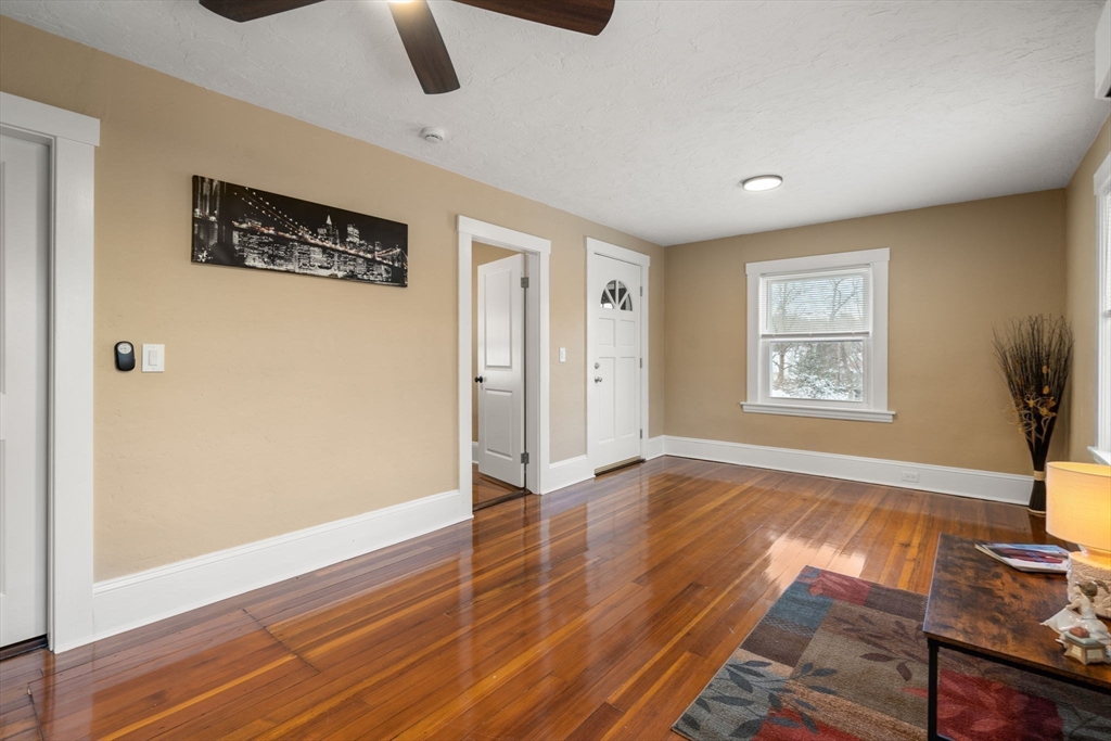 11 Jenkins St