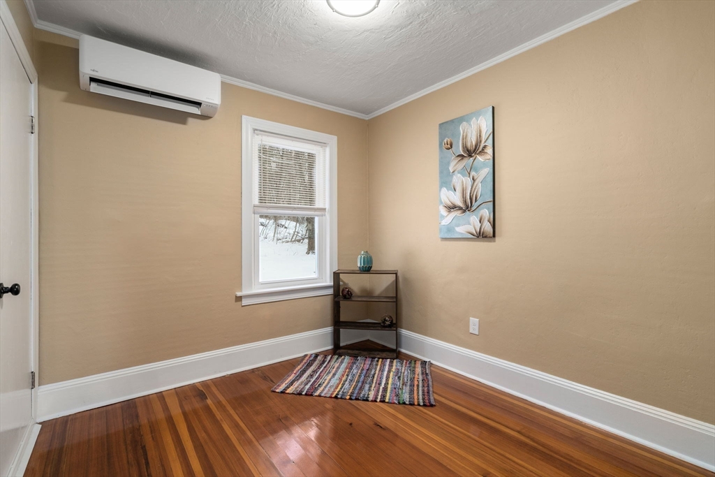 11 Jenkins St