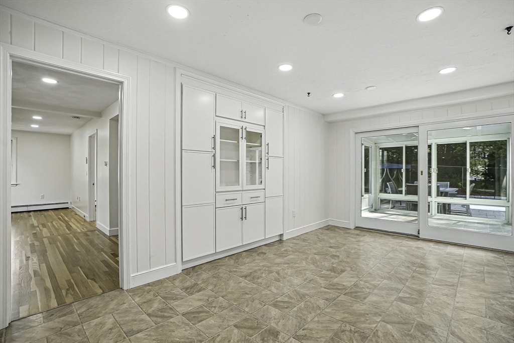 7 Kings Grant Rd