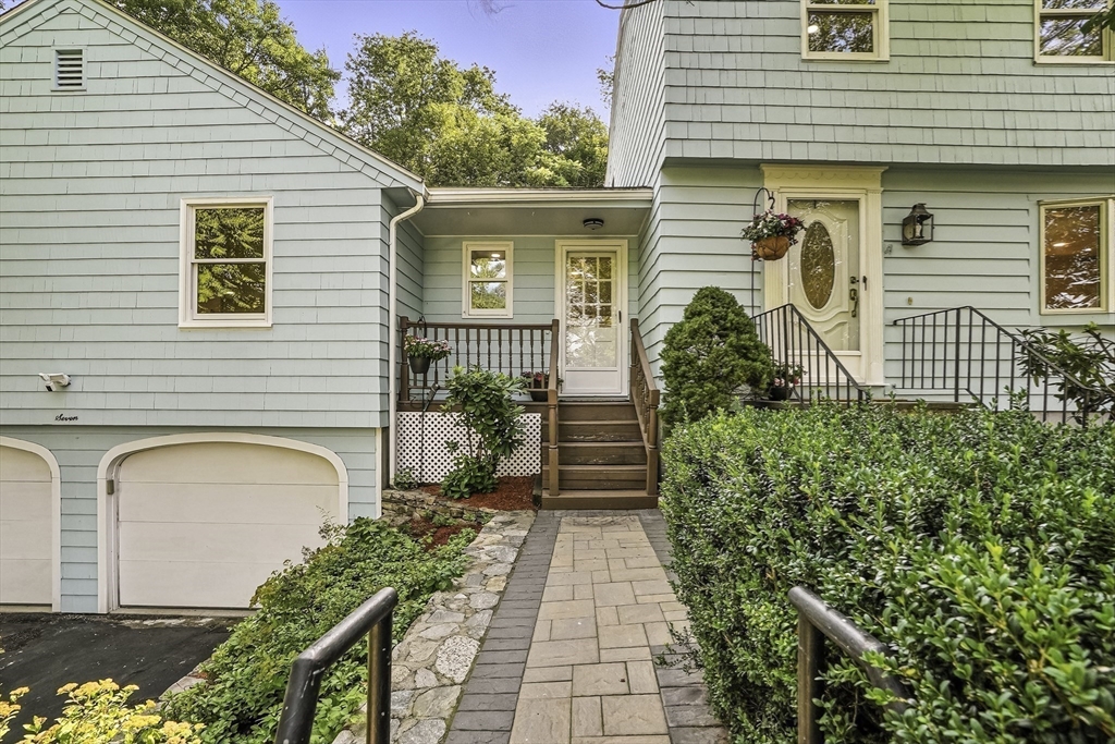 7 Kings Grant Rd