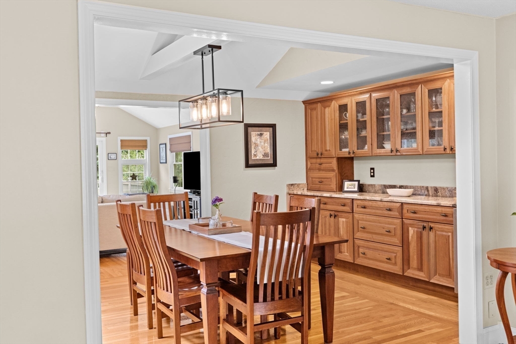 21 Juniper Brook Road