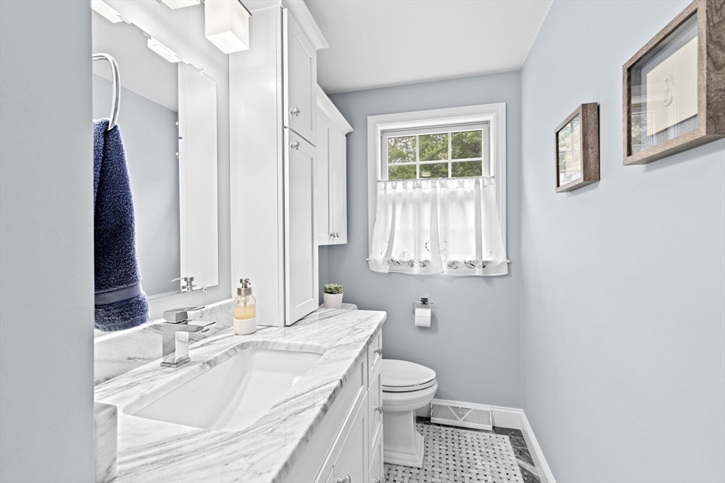 21 Juniper Brook Road