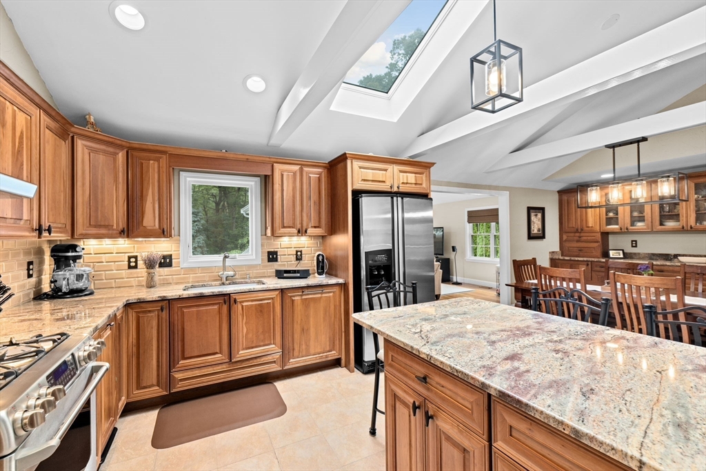 21 Juniper Brook Road