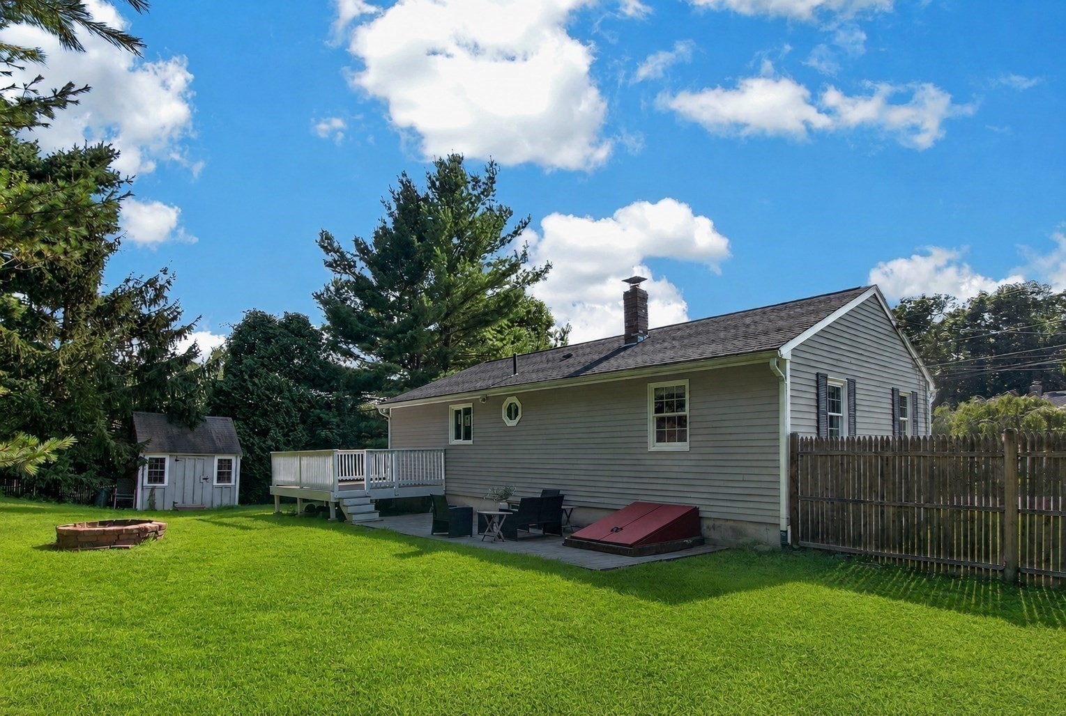 59 Brookside Ave
