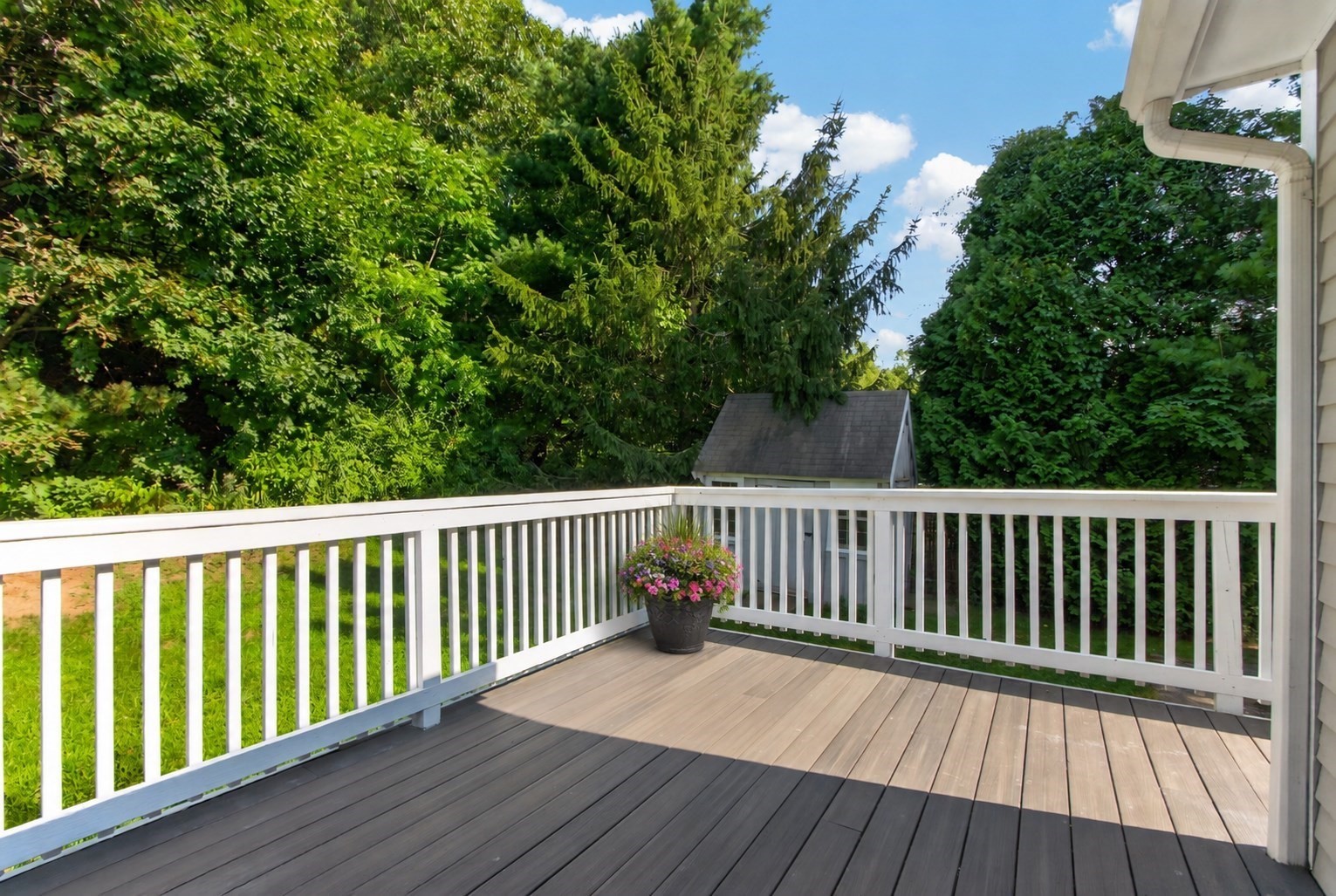 59 Brookside Ave