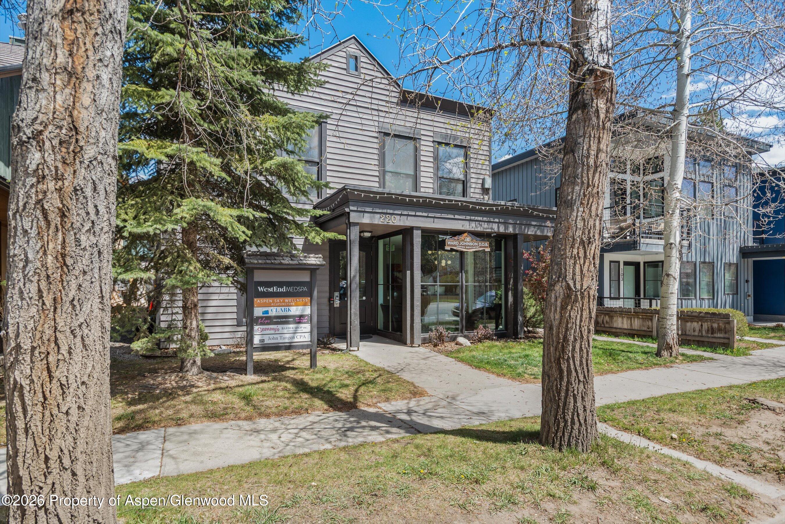 220 W Main Street, 210/P1/B6