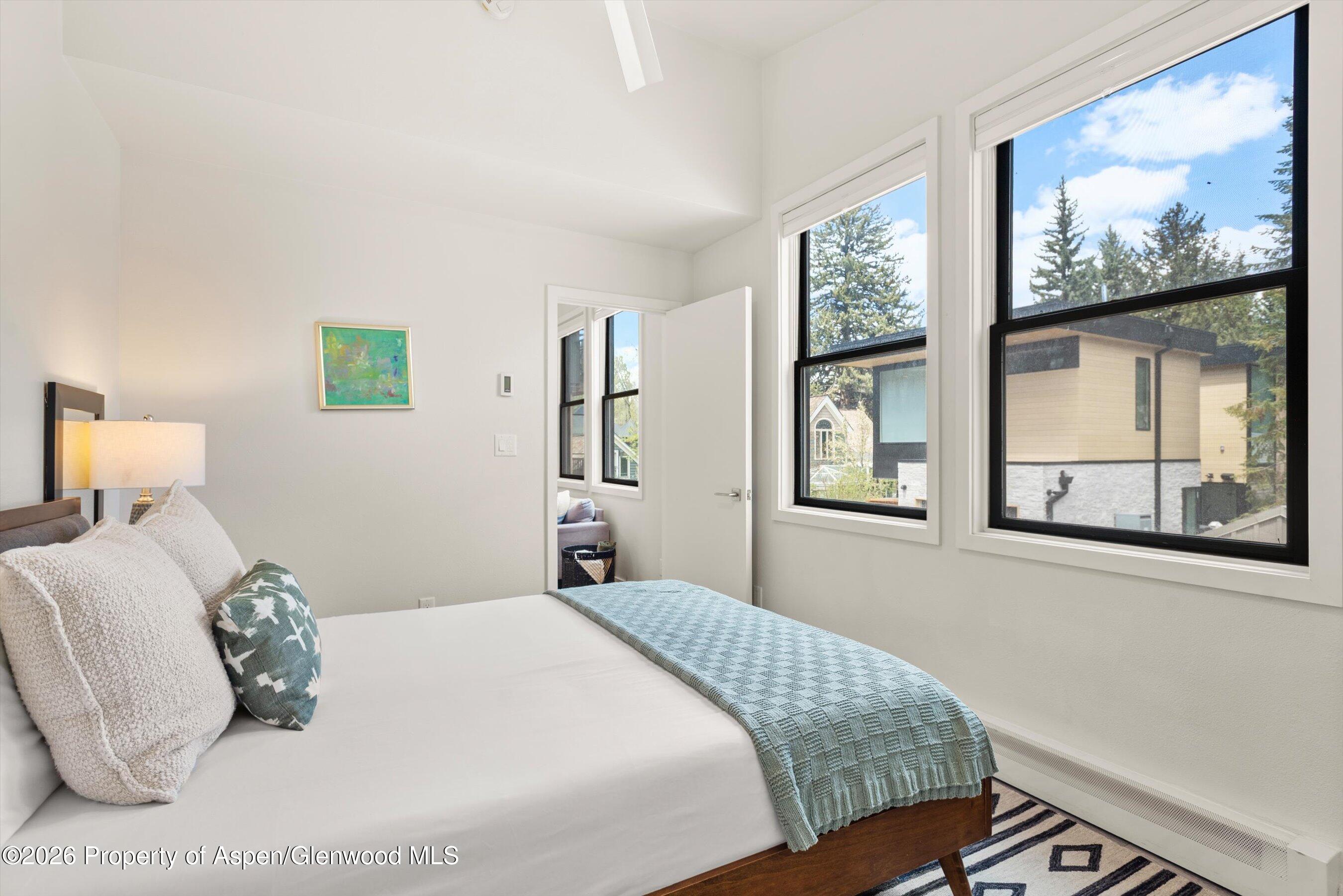 220 W Main Street, 210/P1/B6