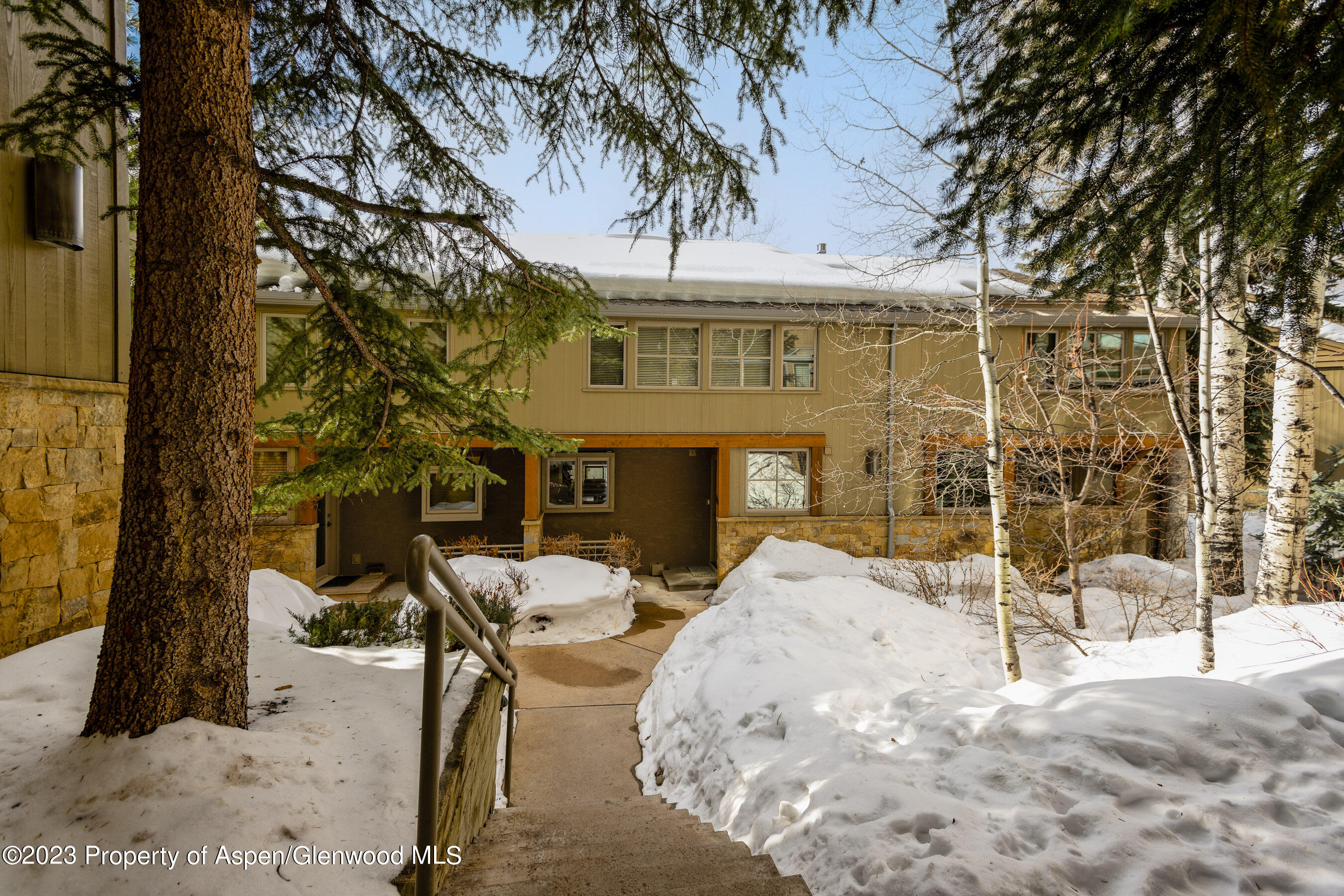 100 N 8th Street, #15