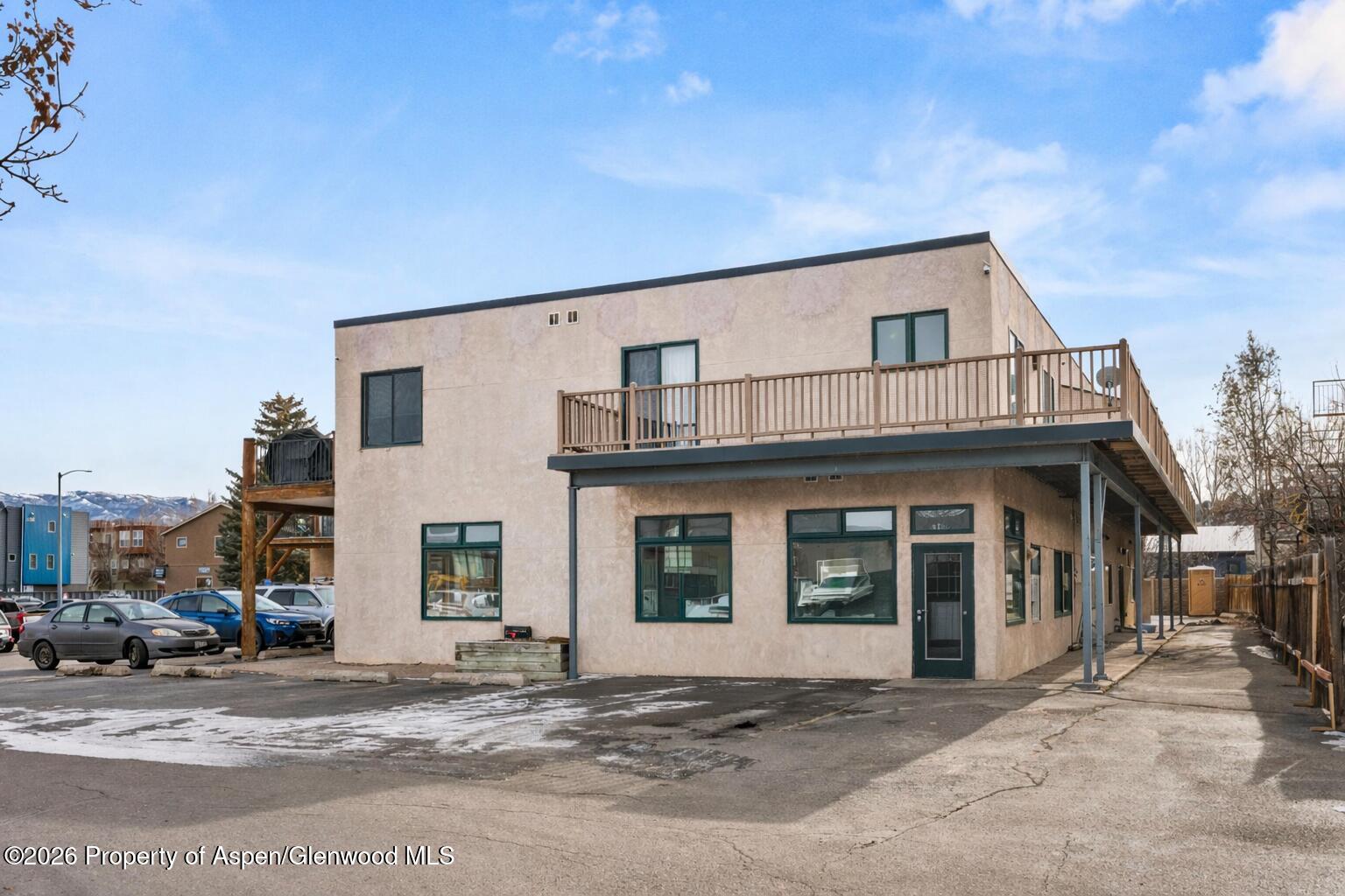 1370 Main Street