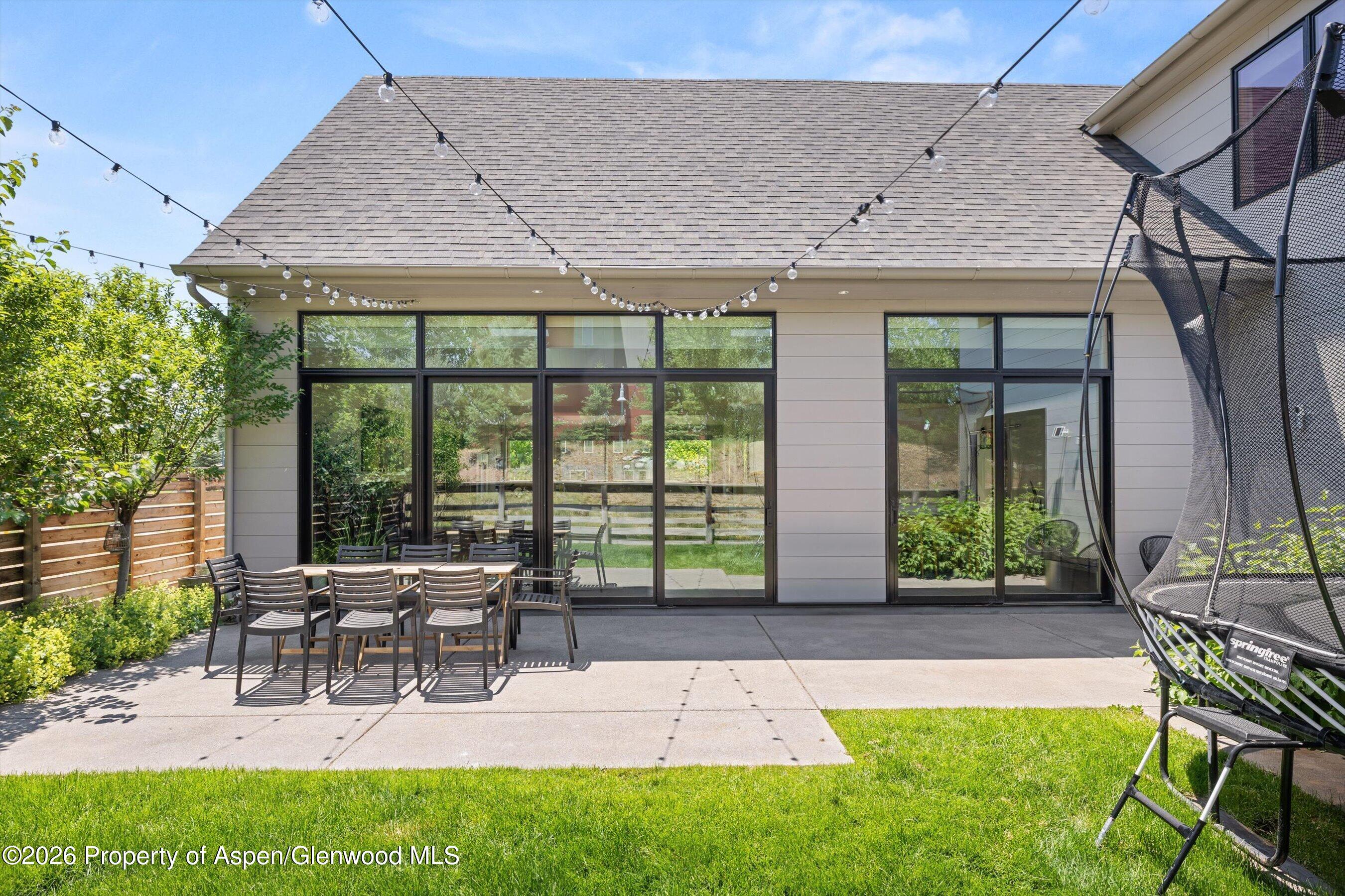 113 Valley Court