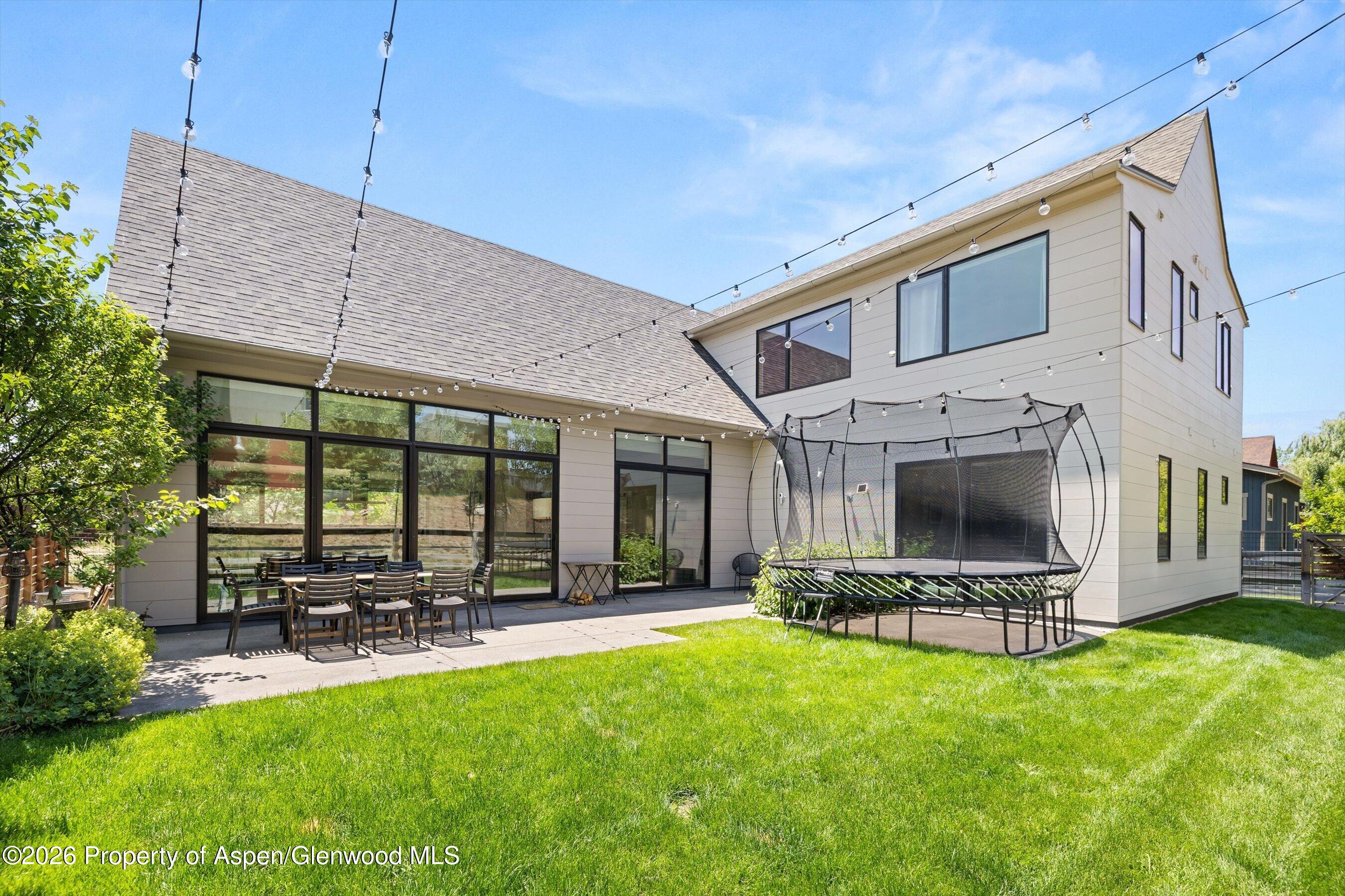 113 Valley Court