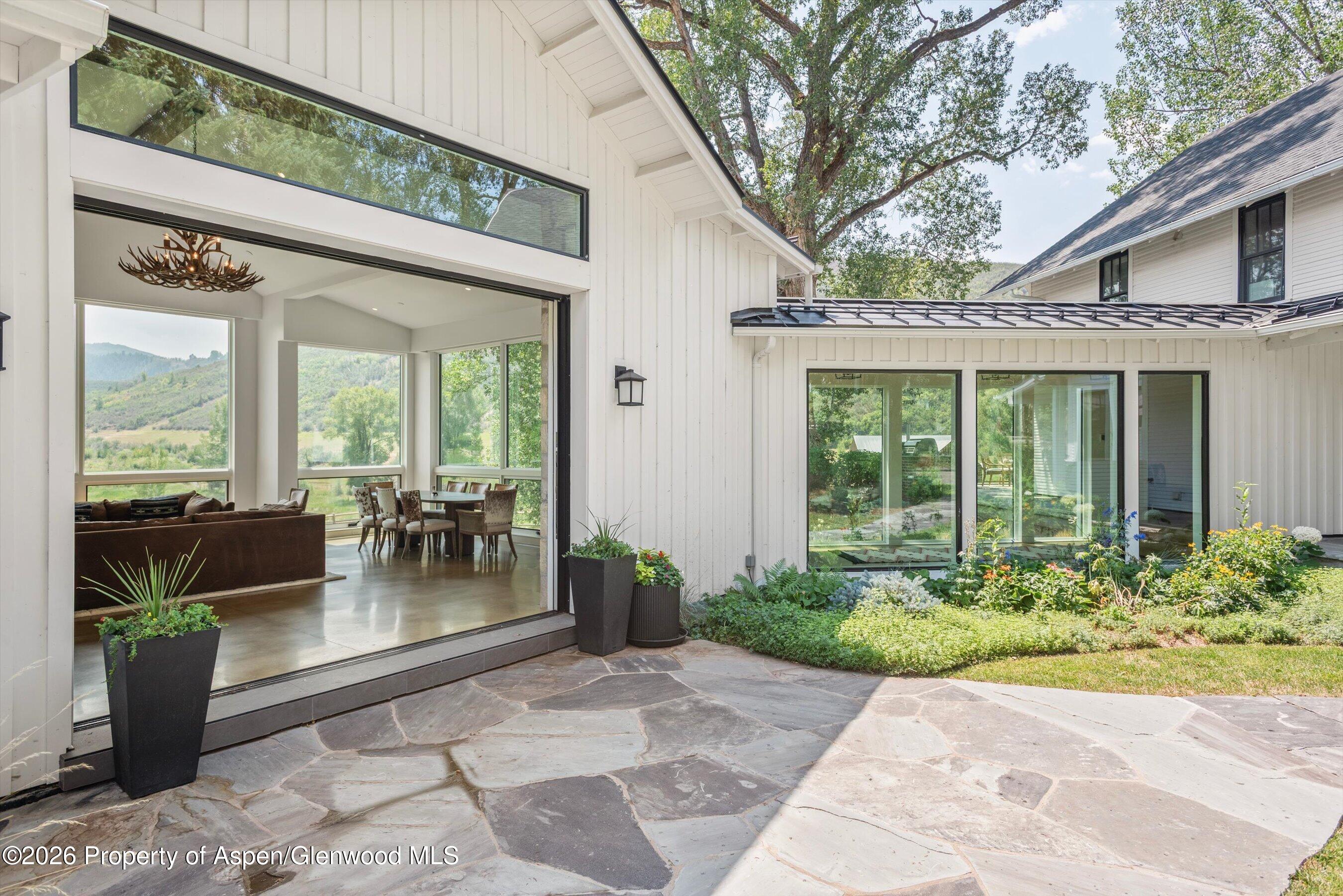 1814 Woody Creek Road