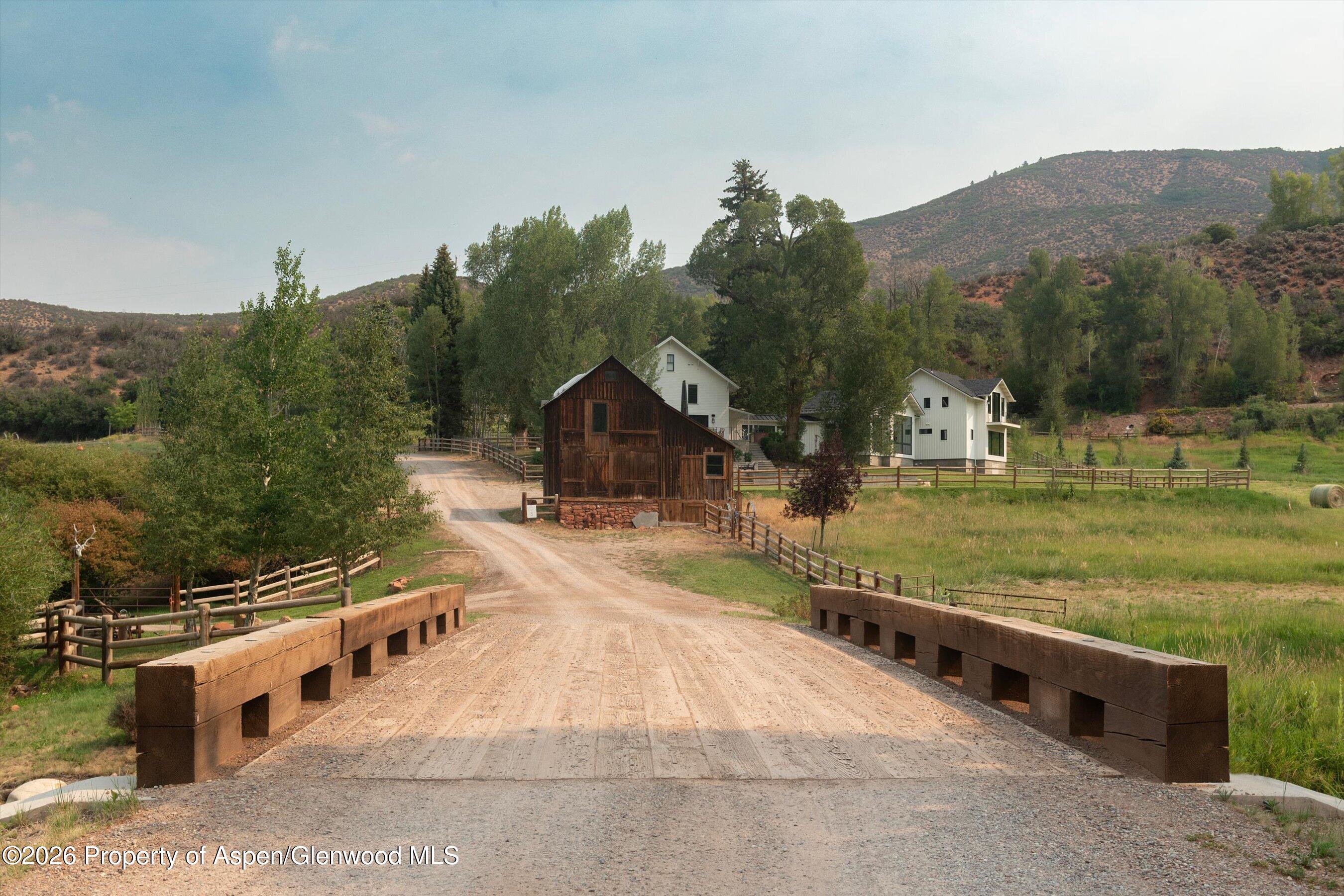 1814 Woody Creek Road
