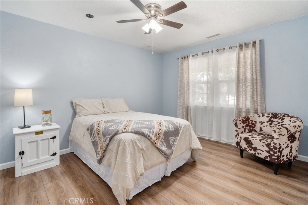 1304 Division Street