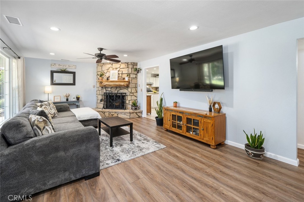 1304 Division Street