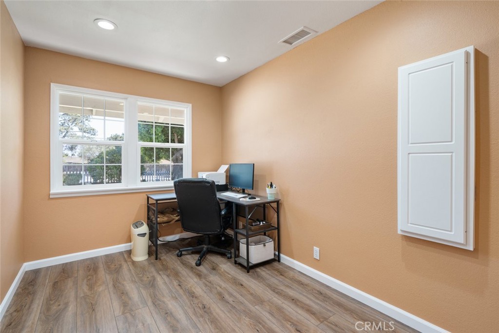 1304 Division Street