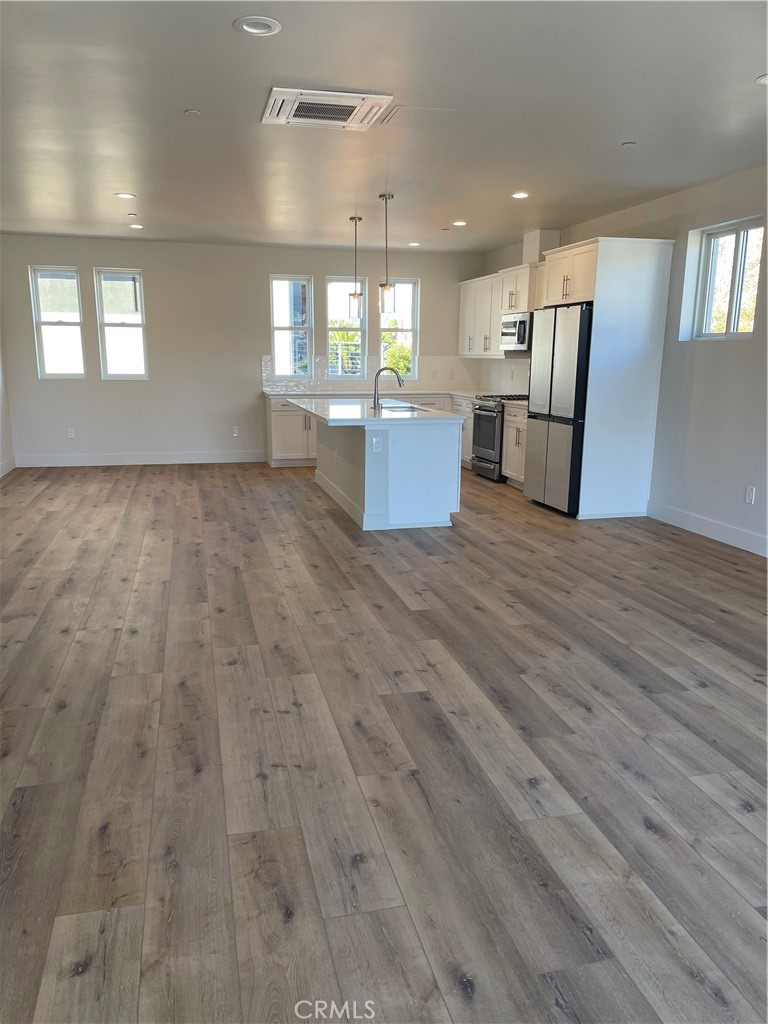 764 Woodbridge St. 101