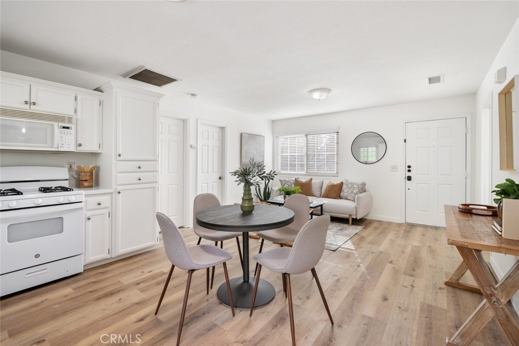 7465 Sombrilla Avenue