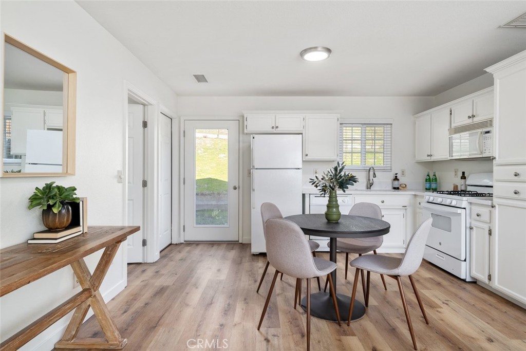 7465 Sombrilla Avenue