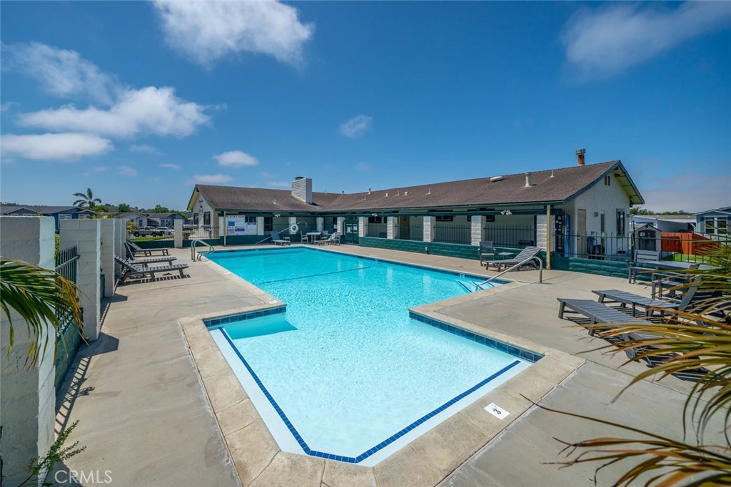 2700 Cienaga Street 53