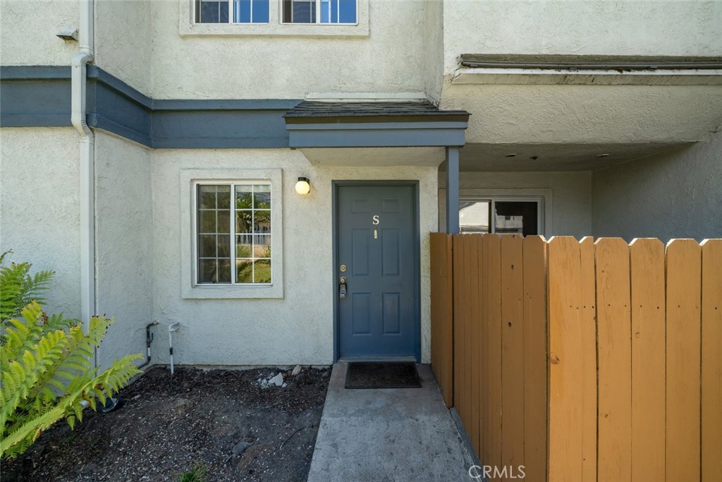 1033 Southwood Drive S