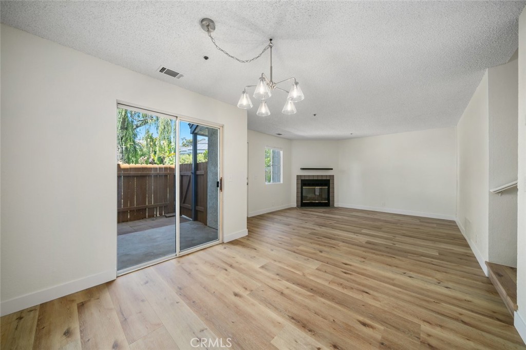 1033 Southwood Drive S