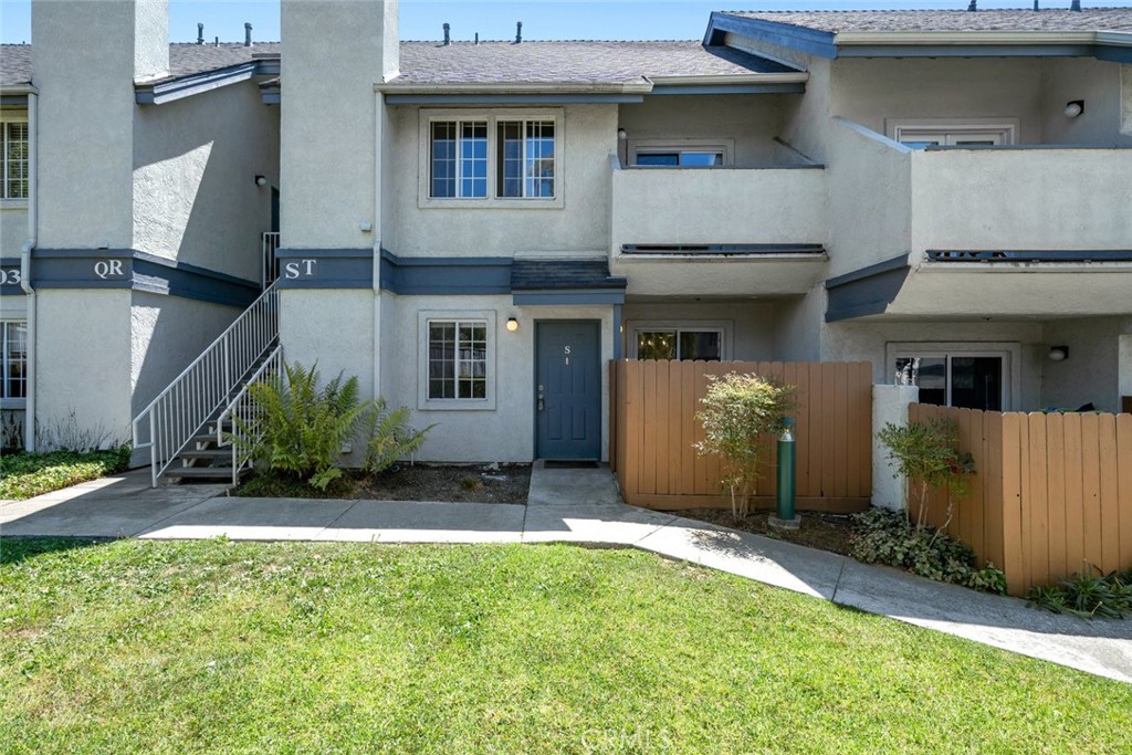 1033 Southwood Drive S