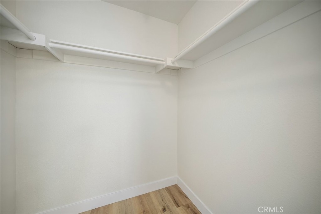 1033 Southwood Drive S