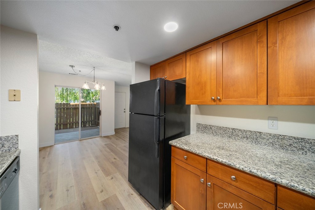 1033 Southwood Drive S